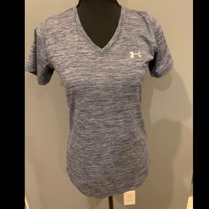 Like new under armor tee shirt
